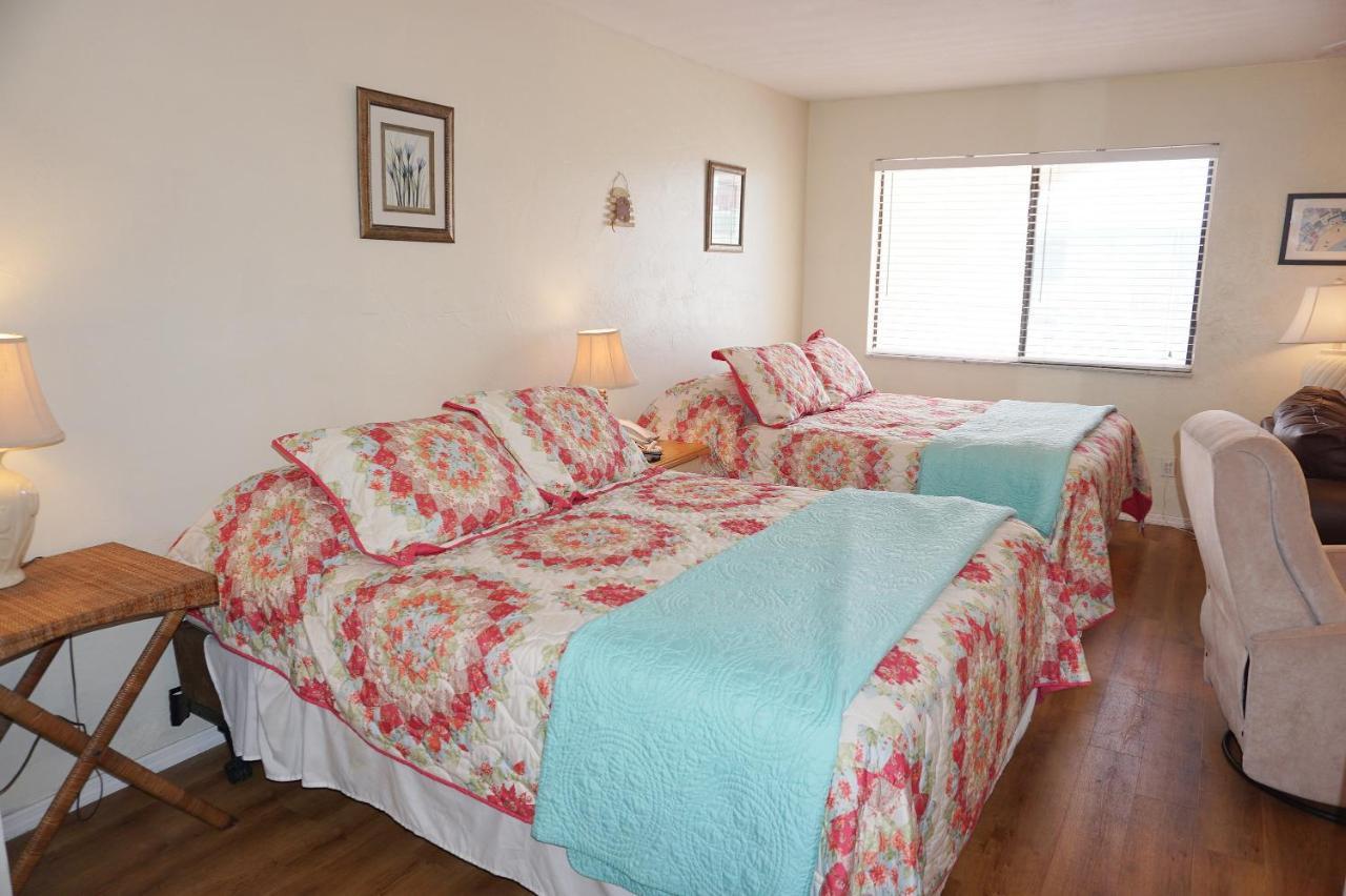 Redington Surf Resort By Travel Resort Services St. Pete Beach Exteriér fotografie
