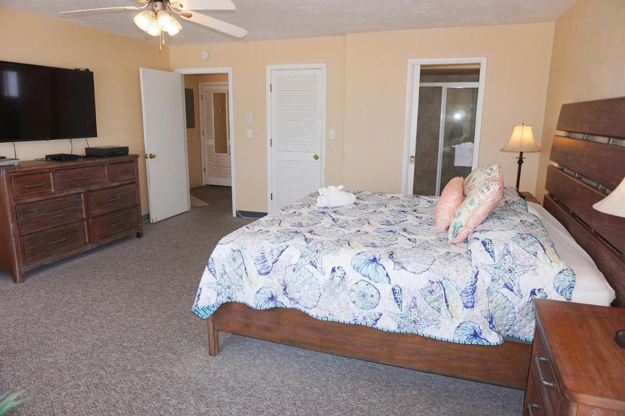 Redington Surf Resort By Travel Resort Services St. Pete Beach Exteriér fotografie