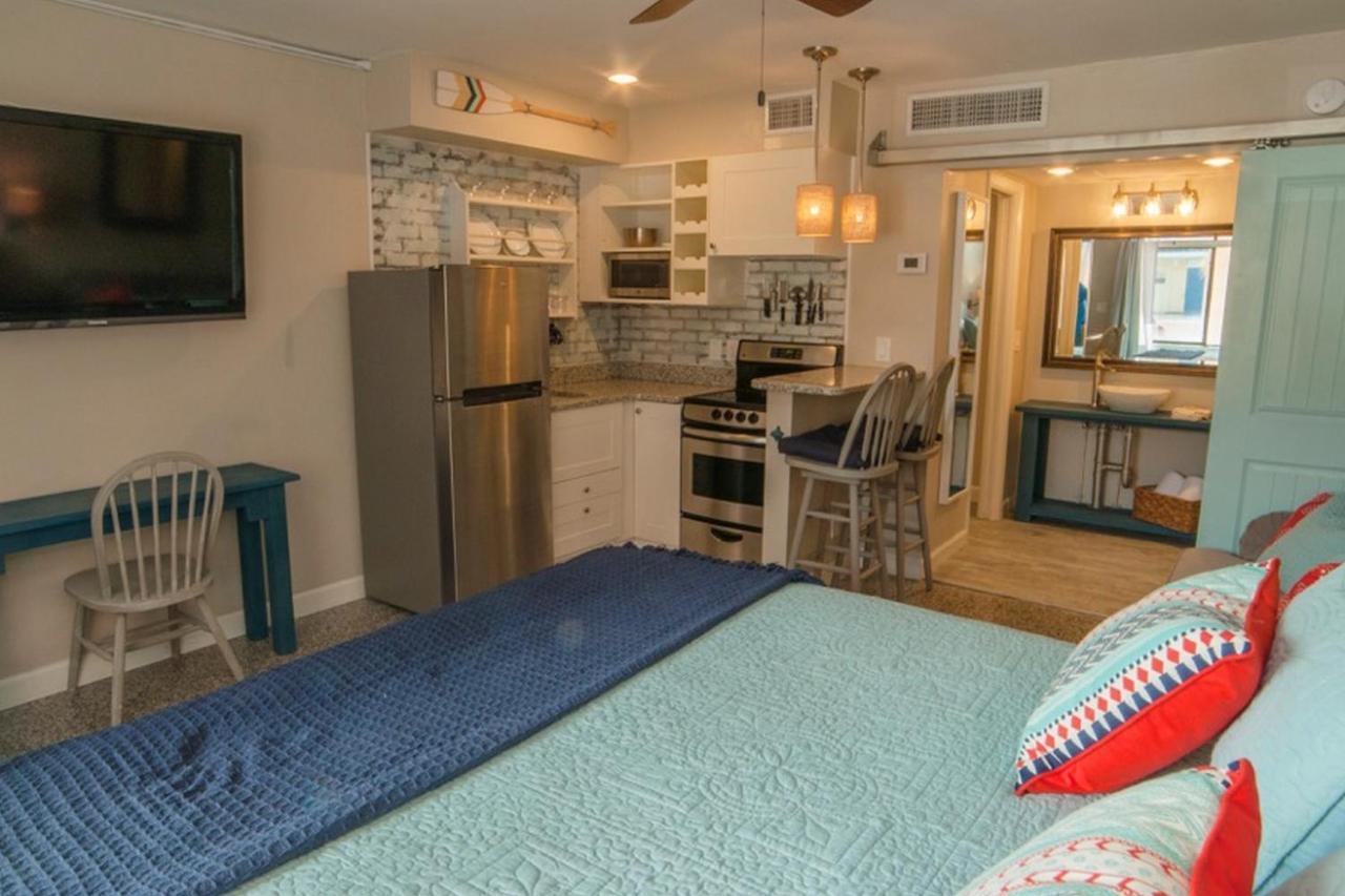 Redington Surf Resort By Travel Resort Services St. Pete Beach Exteriér fotografie