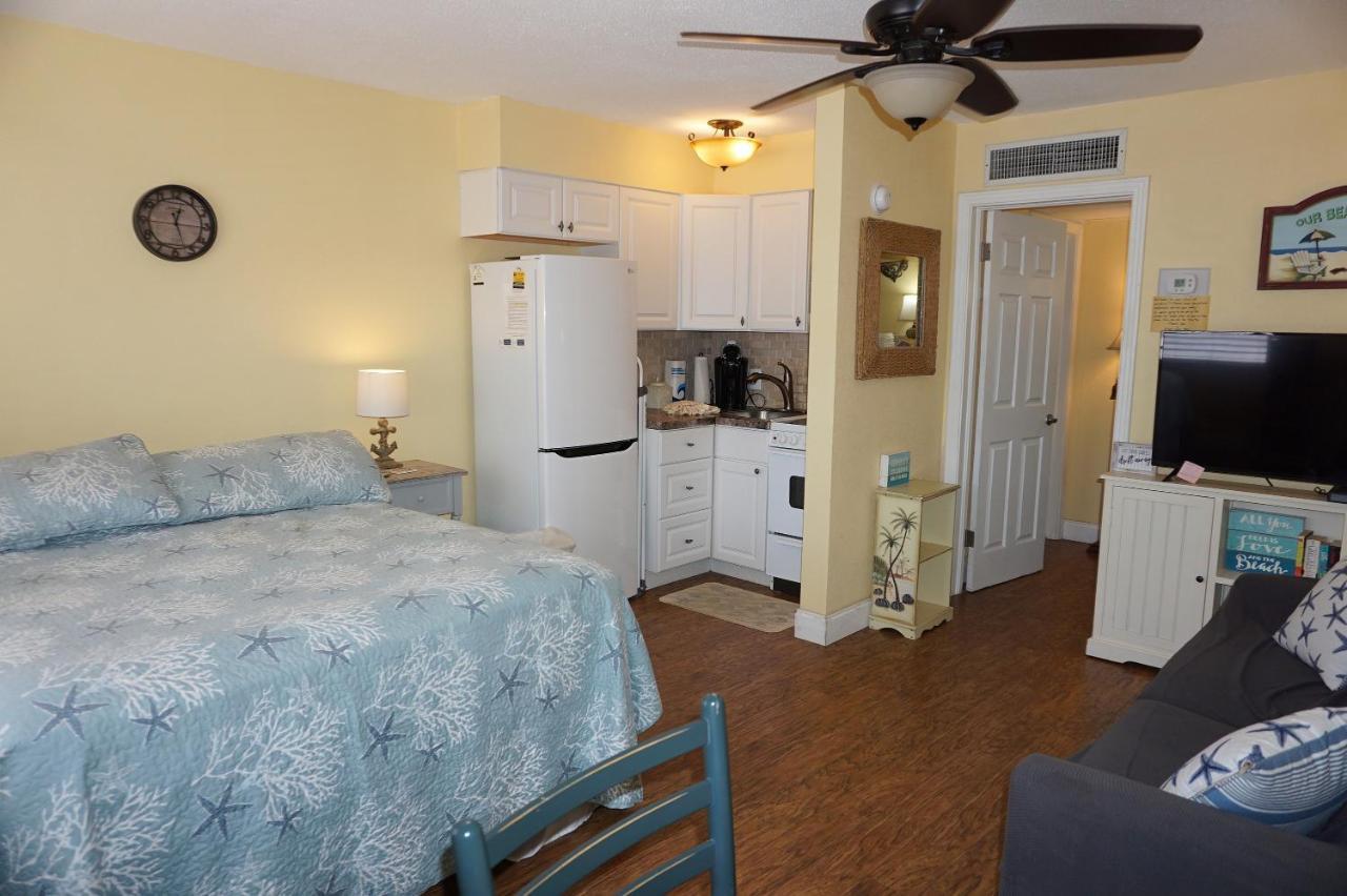 Redington Surf Resort By Travel Resort Services St. Pete Beach Exteriér fotografie