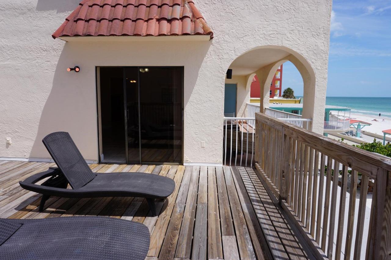 Redington Surf Resort By Travel Resort Services St. Pete Beach Exteriér fotografie