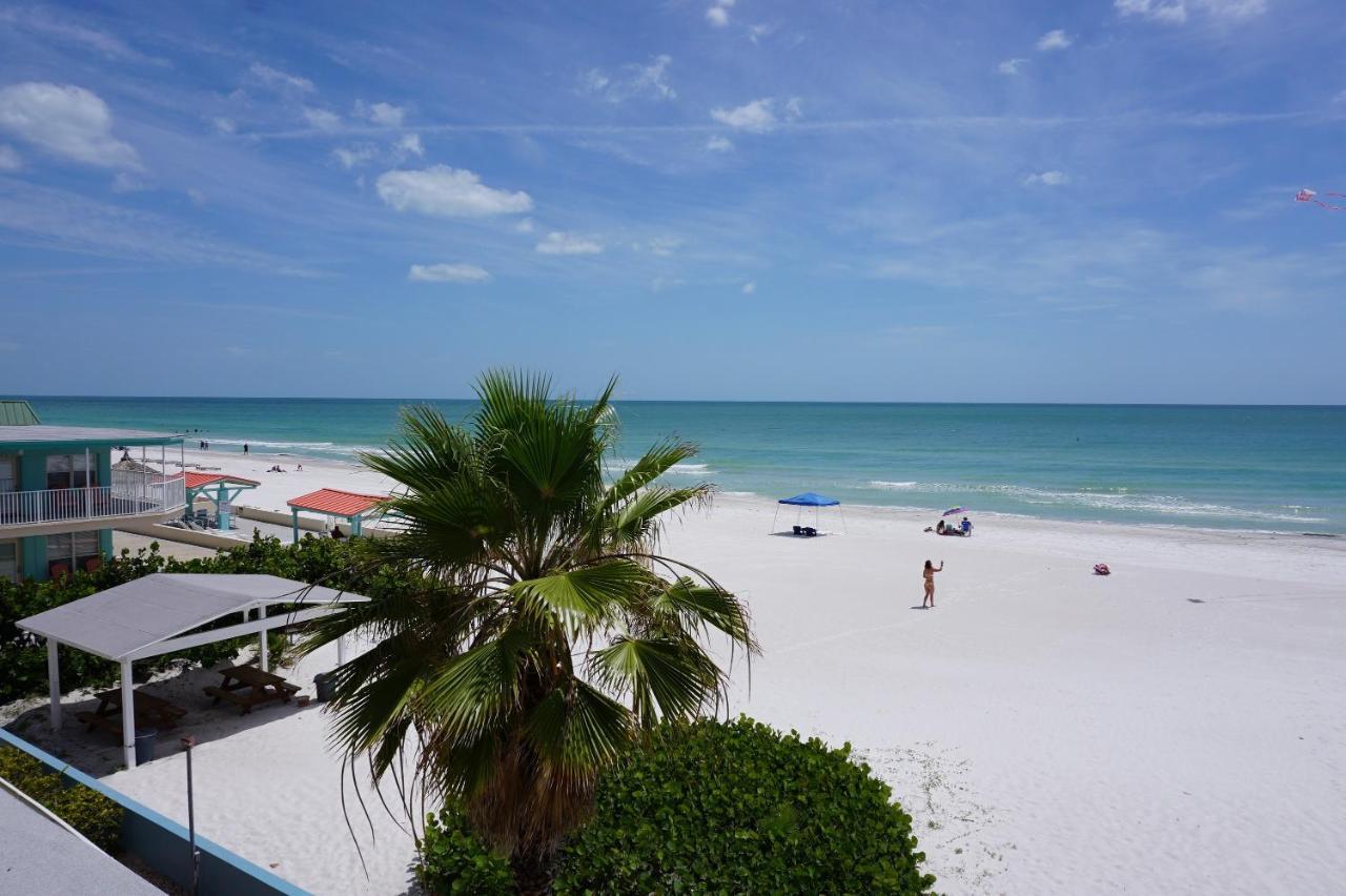 Redington Surf Resort By Travel Resort Services St. Pete Beach Exteriér fotografie