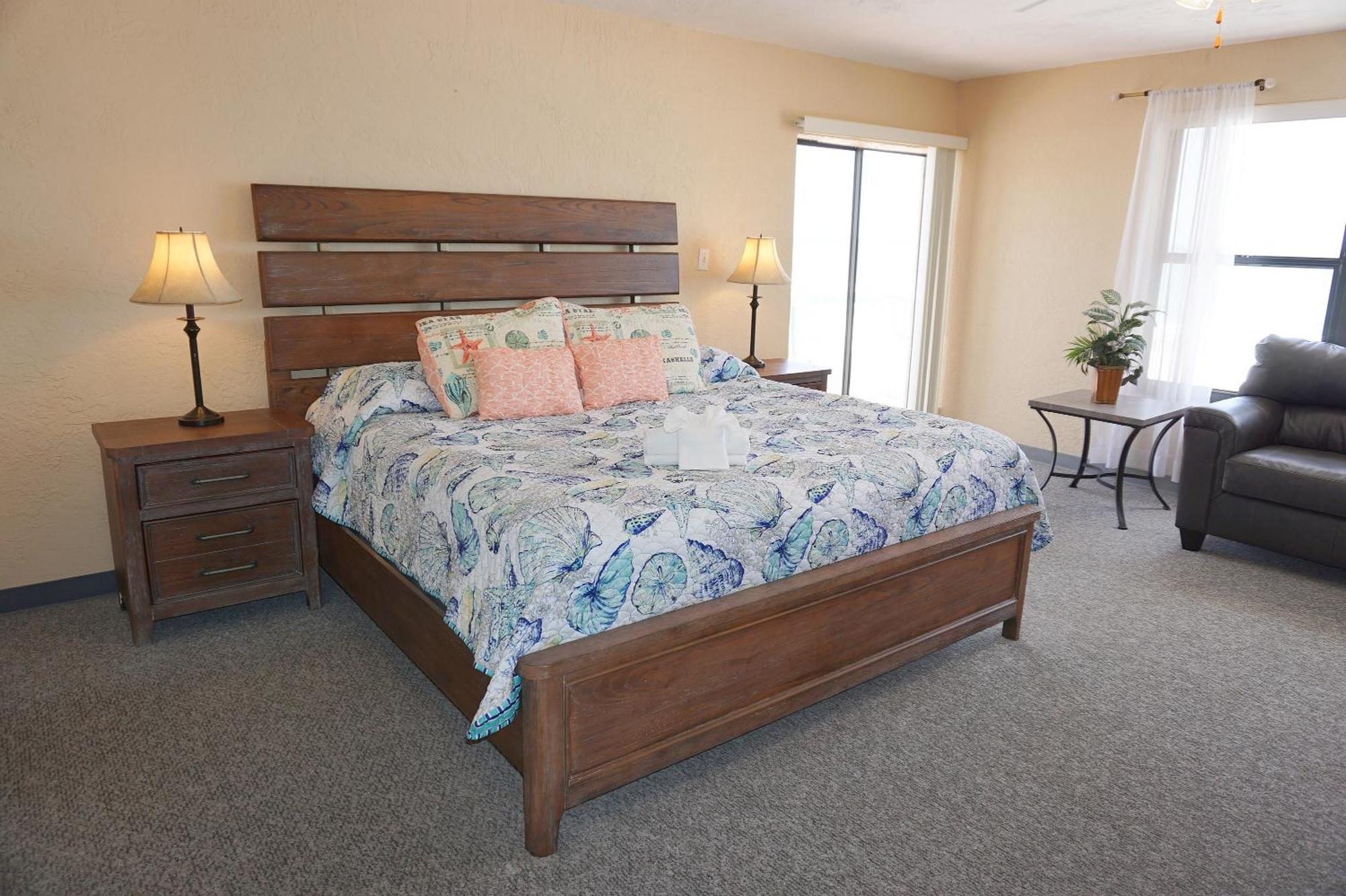 Redington Surf Resort By Travel Resort Services St. Pete Beach Exteriér fotografie