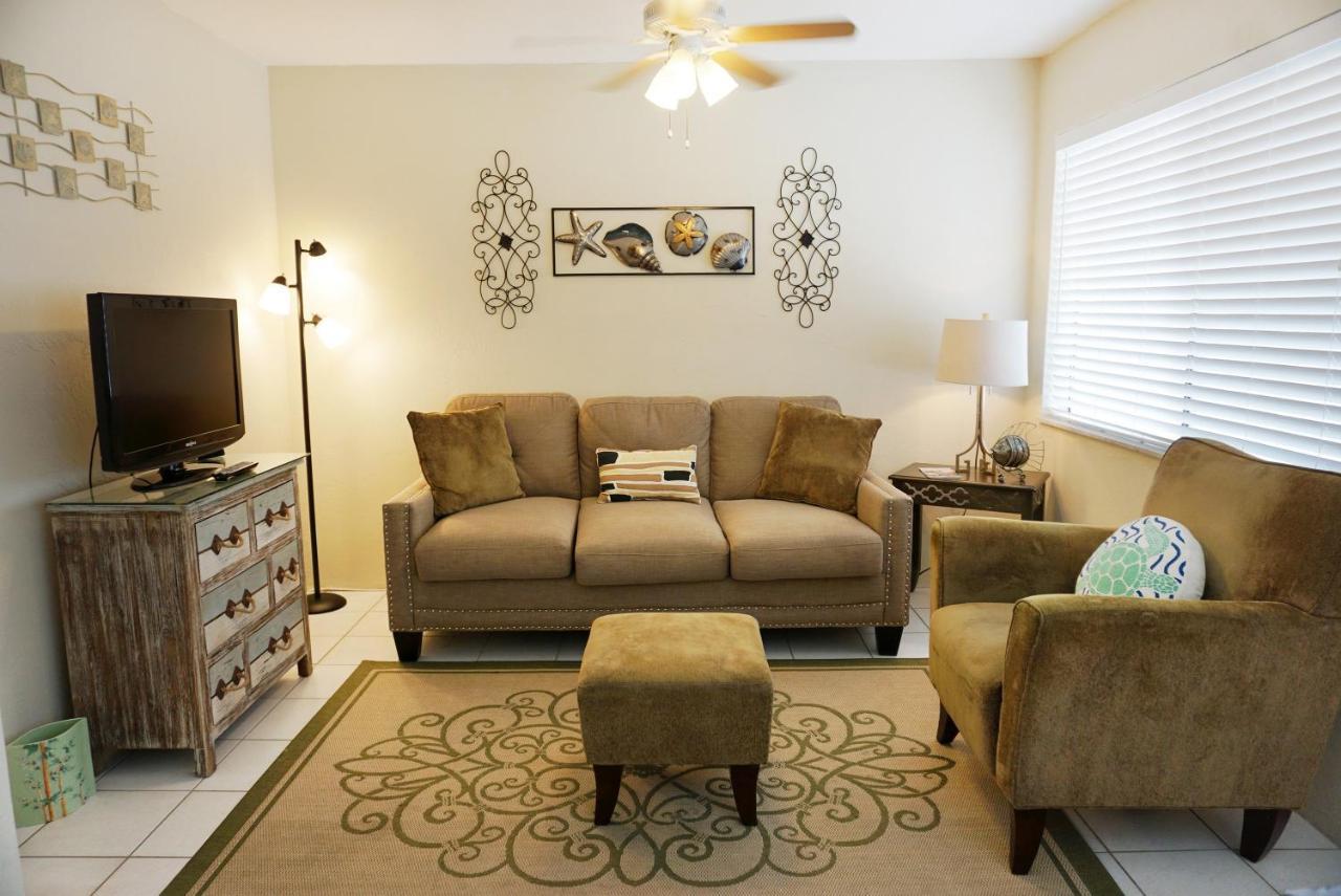 Redington Surf Resort By Travel Resort Services St. Pete Beach Exteriér fotografie
