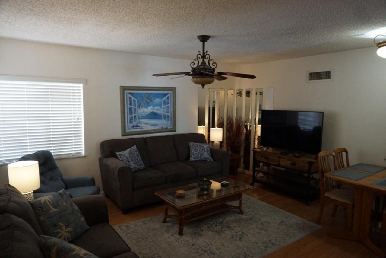 Redington Surf Resort By Travel Resort Services St. Pete Beach Exteriér fotografie